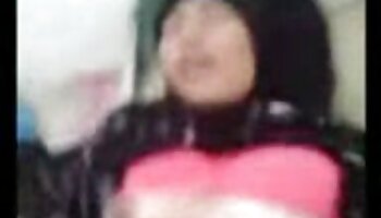 Un porno gratuite xxl couple pratique le sexe qui se termine par un creampie dans la chatte