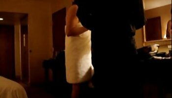 Un film amateur porno français expert des seins pénétré par un beau-parent chanceux