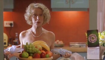 Scarlet Sawyer, incroyablement sexy, montre film x gratuite son cul magnifique et délicieux