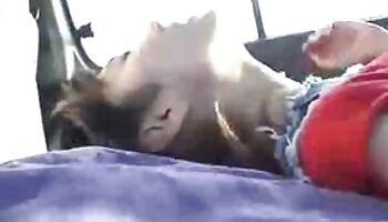 Une ado orientale a donné la chatte à un un film porno gratuit mec dans un bus bondé