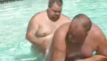 La charmante Mena film porno complet tukif Li s'implique dans une position de baise différente avec son beau-père