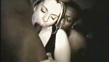 Blonde film x pourno aux gros seins se fait saucissonner