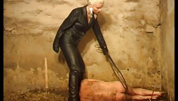 Femme au foyer site vidéo porno tchèque mature prête à faire ses débuts dans l'industrie pour adultes