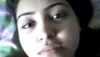 La petite et blonde Angel Smalls se fait défoncer la regarder des vidéos porno gratuit chatte par Henderson