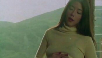 Femme de ménage meilleur film porno gratuit moyen-orientale sexy avec des seins énormes se fait remplir de sperme